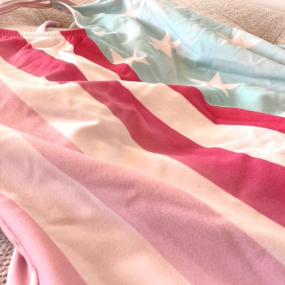 WILDFOX SWIM Rare Vintage American Flag Classic One-Piece from Resort 2013, S - Picture 15 of 16